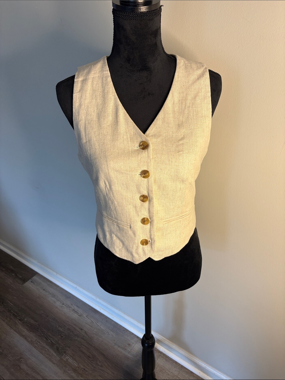 Banana Republic Cream Button-Front Linen Vest